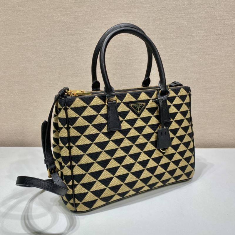 Pra*a tote bags